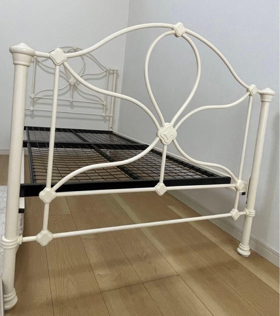 【アココ】⭐︎希少⭐︎ベットフレーム　シングル