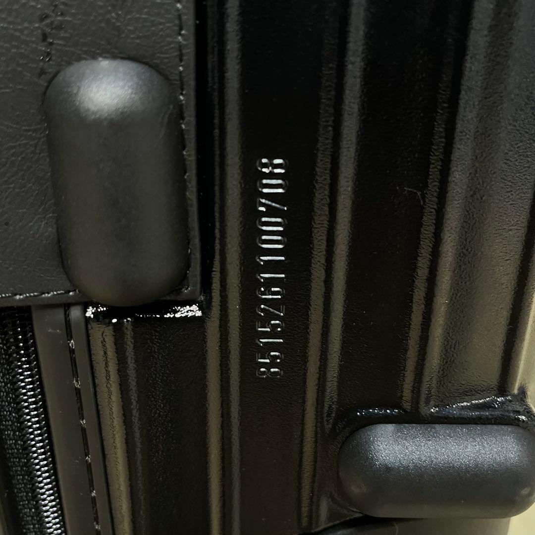 極美品 リモワ キャリーケース サルサ 32L ブラック 2輪 スーツケース