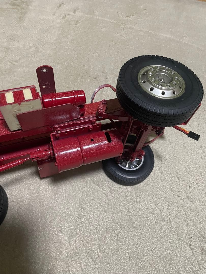 タミヤ1/14レインボーラメシャーシ、デカ箱荷台ムネトラ