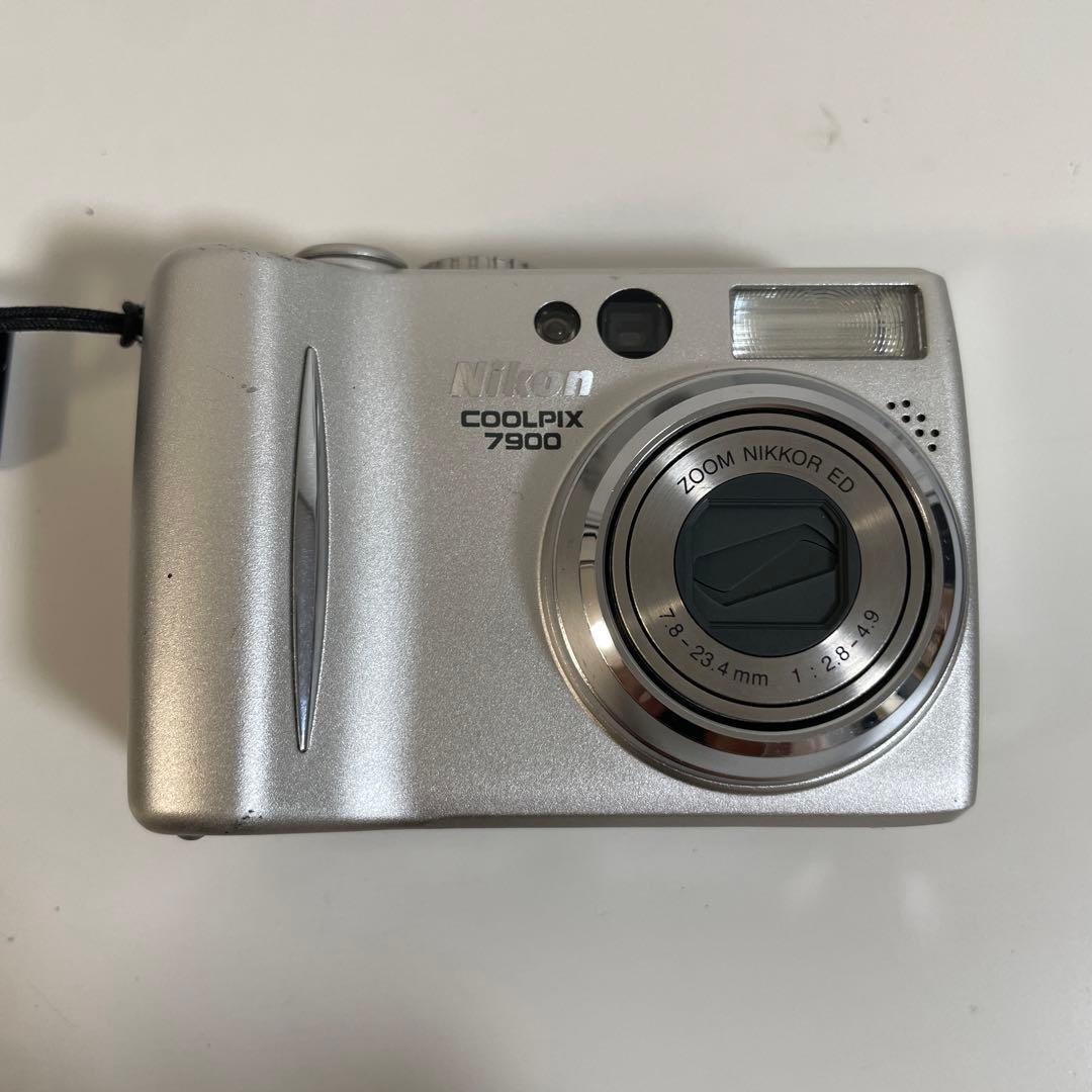 Nikon COOLPIX 7900 コンパクトデジタルカメラ