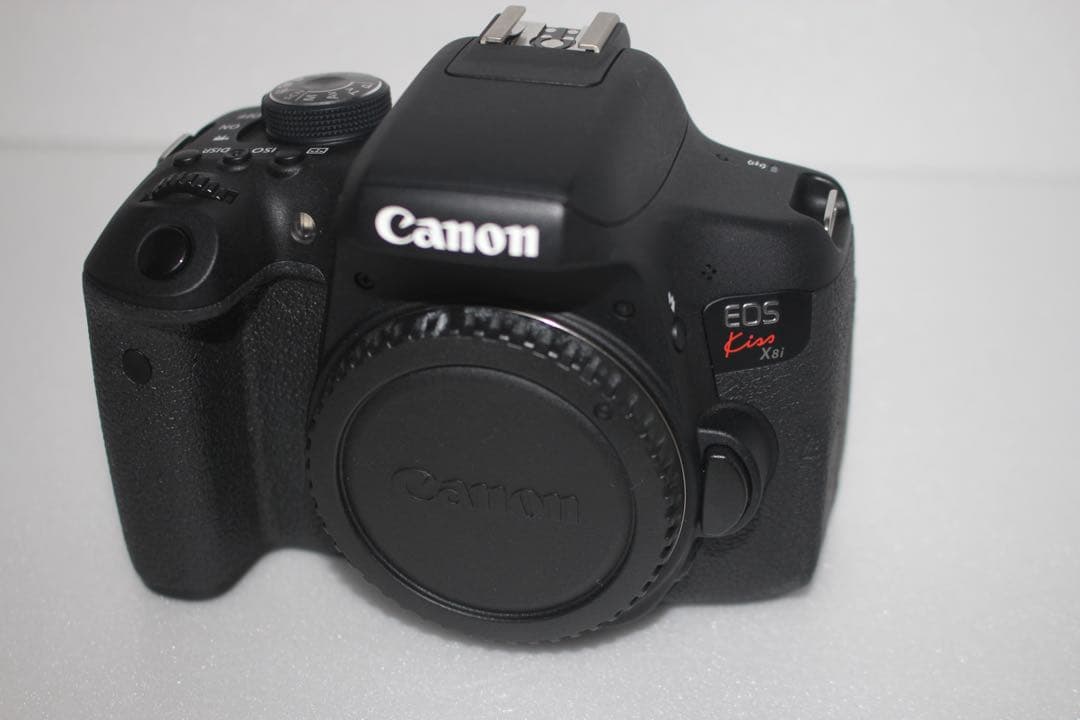 極上品☆canon kiss x8i標準&望遠&単焦点トリプルレンズセット