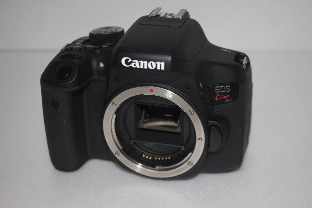 極上品☆canon kiss x8i標準&望遠&単焦点トリプルレンズセット