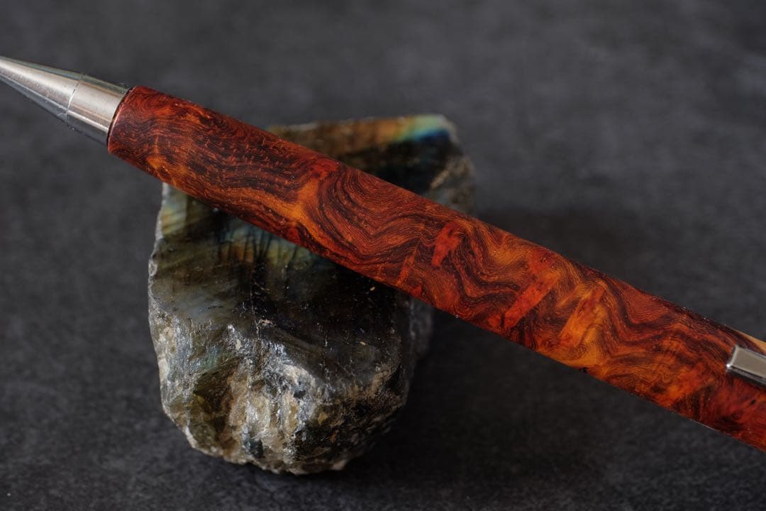 PG5木軸カスタム0215　高村杢工房 製図用シャープペンシル　極上花梨瘤紅白