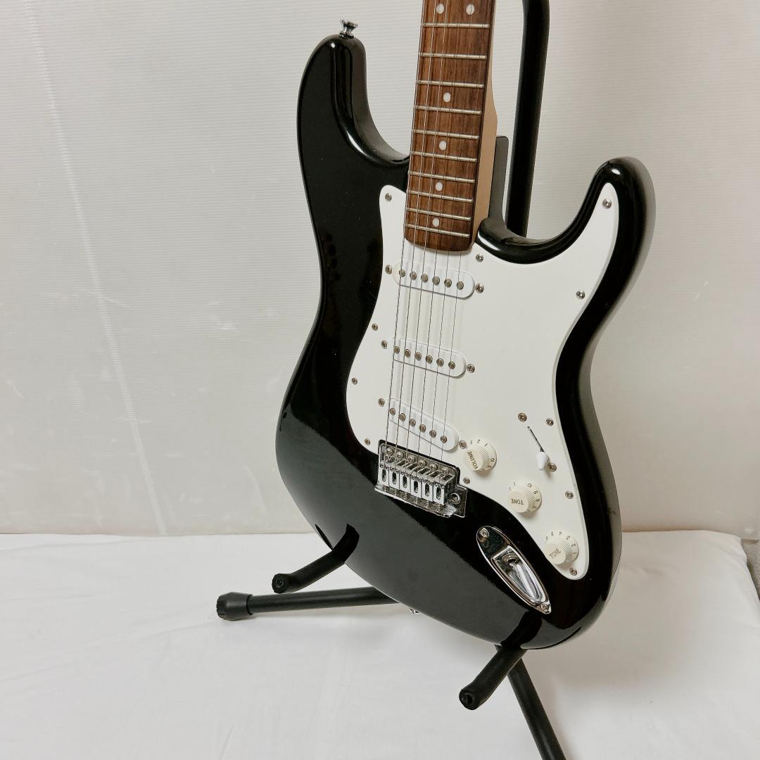 美品 Squier スクワイヤー Stratocaster Bullet 黒