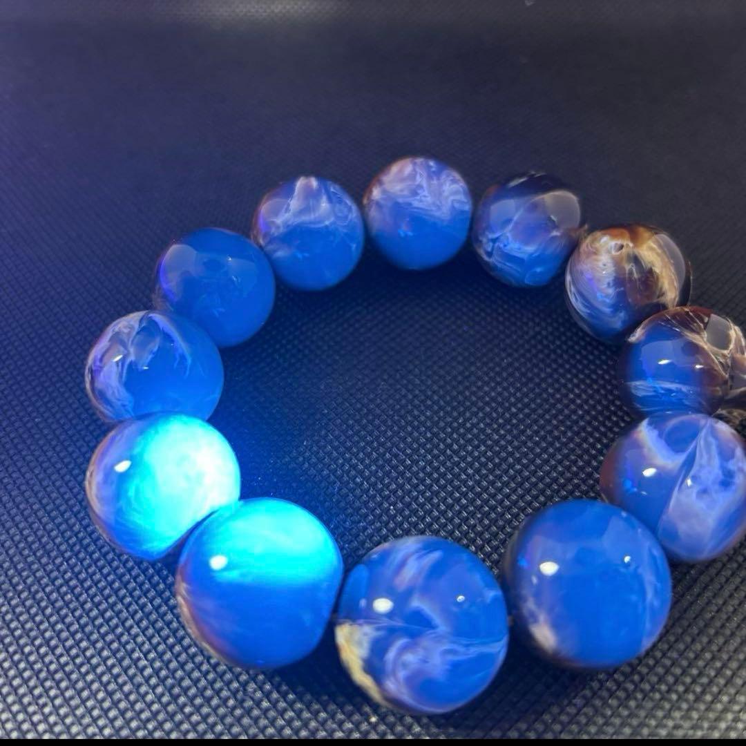 花琥珀のブレスレット ブルーアンバー 大粒