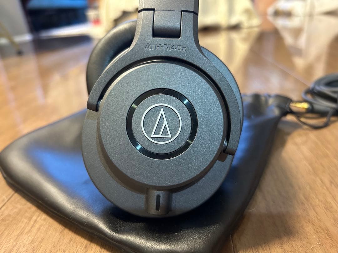 [未使用に近い] audio-technica ヘッドホン ATH-M40x