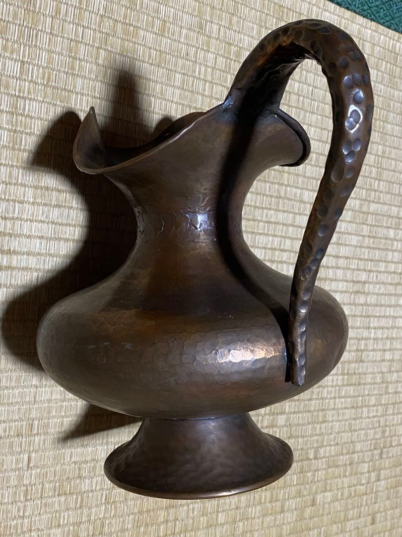 ♦鎚起銅器 ブロンズ 水差し 中東 ペルシャ〜西洋アンティーク 古美術品骨董品