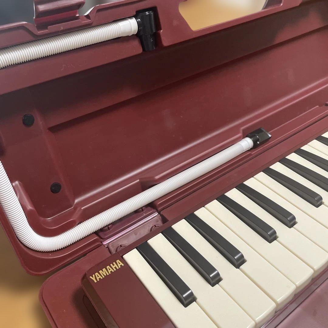 YAMAHA 鍵盤ハーモニカ 37鍵 赤 ケース付き