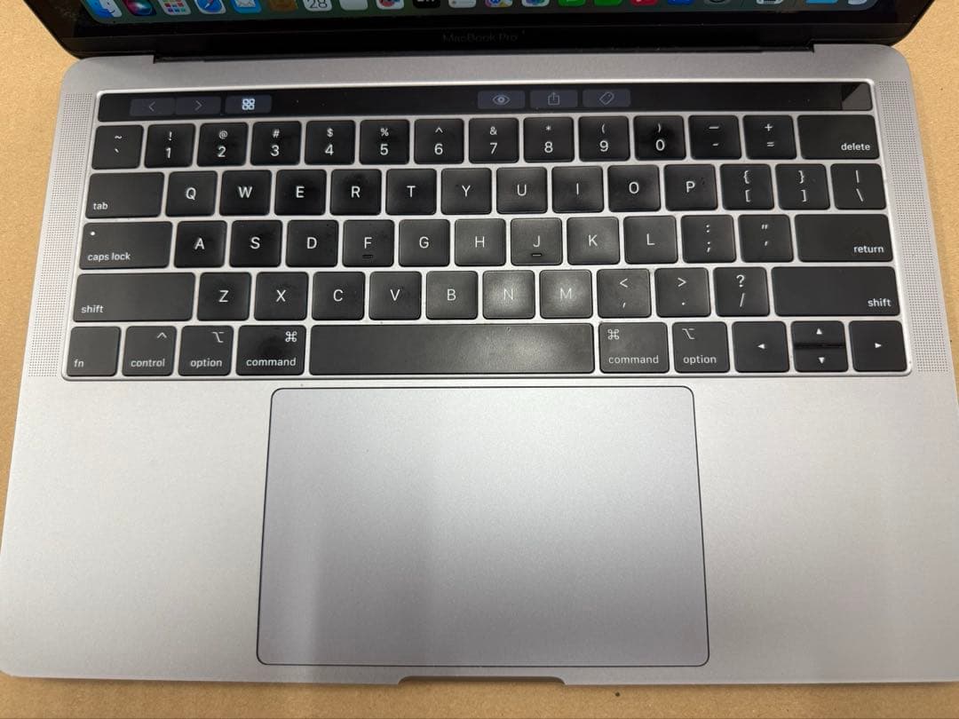 MacBook Pro 2019 13インチ core i7