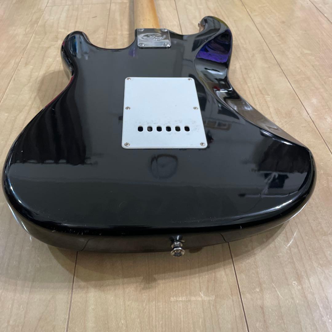 迅速な配送！安い！SX ストラトキャスタータイプ　弦高調整済み　です