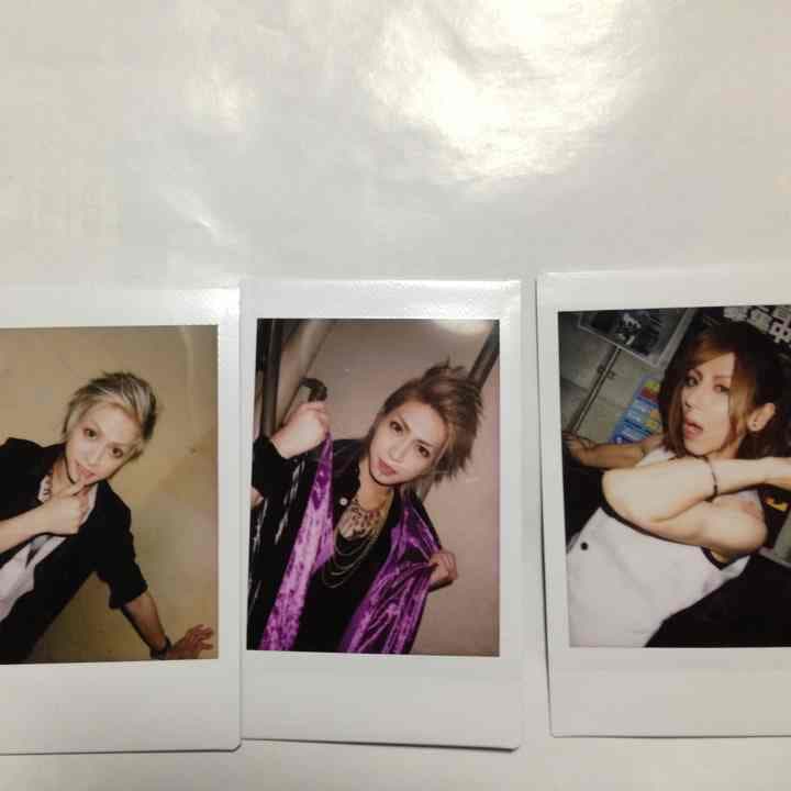 ν NEU タクミ ヒィロ チェキ