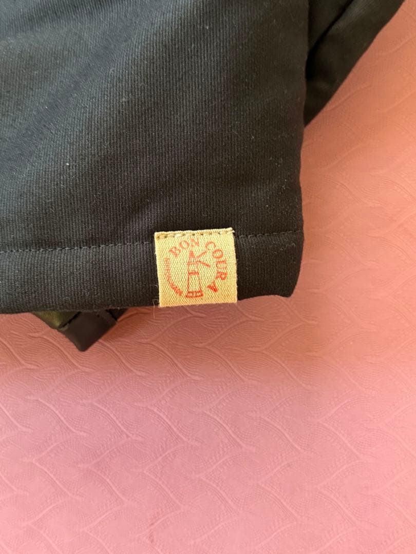 BonCouraフード付きブラックジャンパー