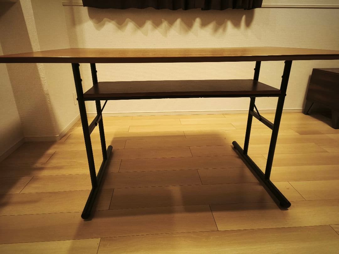 ダイニングテーブル 下段棚付き2段階　天板高調節可能