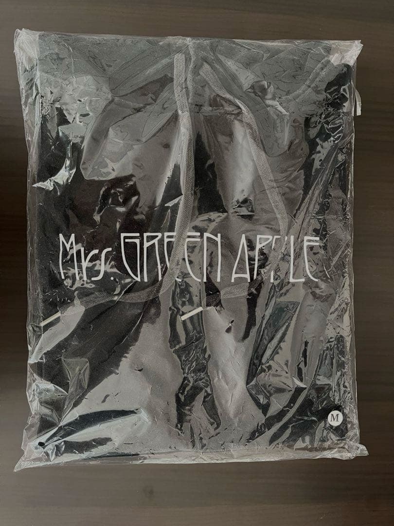 ミセスグリーンアップル　フーディ【M】　新品未開封