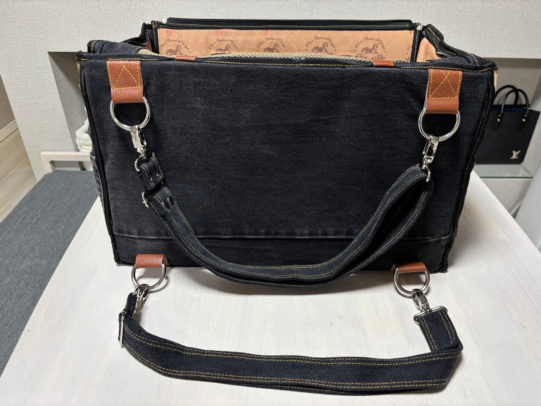 ⭐️ナオミ⭐️ルシアンエサヨ　ドライブボックス　プレミアムブラック　M