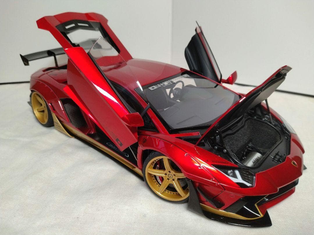オートアート　1/18　ランボルギーニ　アヴェンタドール　LB-WORKS