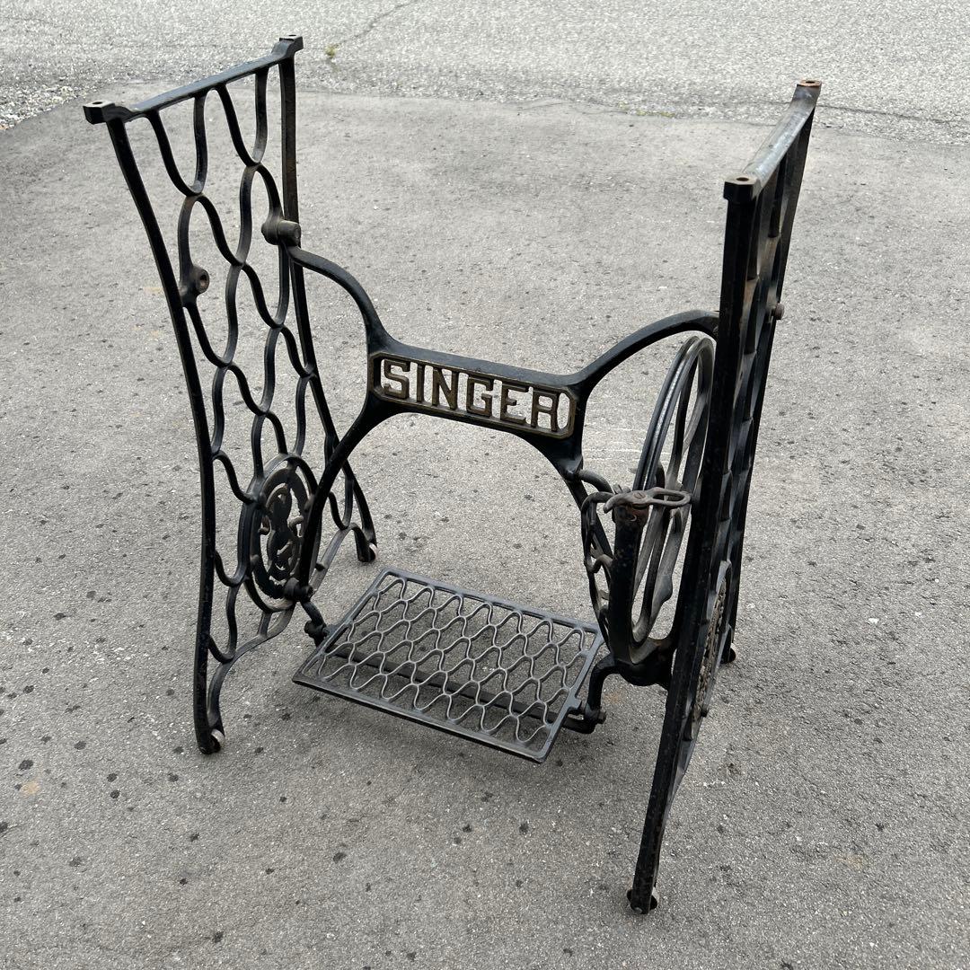 シンガー　網目ミシン脚　ミシン台　テーブル脚　アンティーク　レトロ　b11