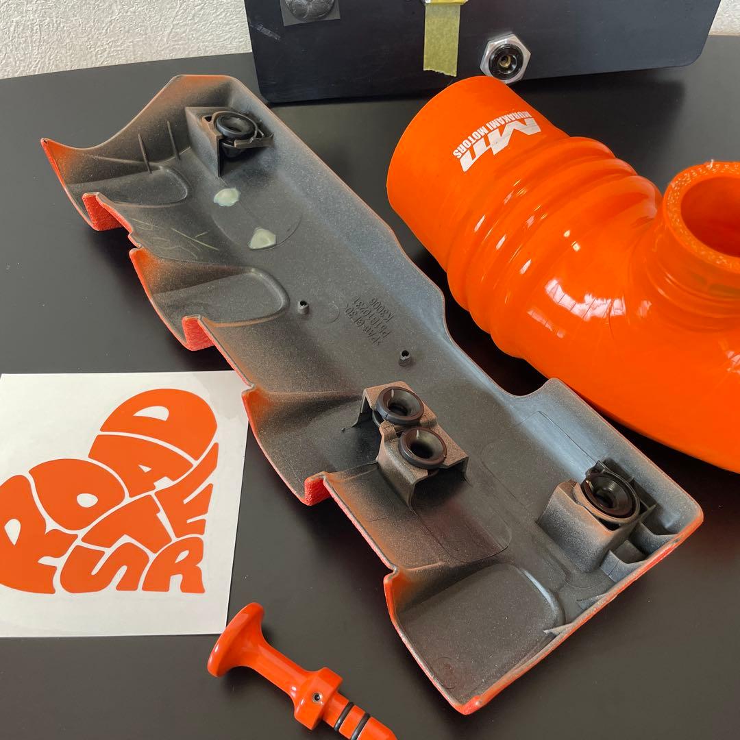 NDロードスター　エンジンルームオレンジ色４点セット ＋ オイルフィラーキャップ