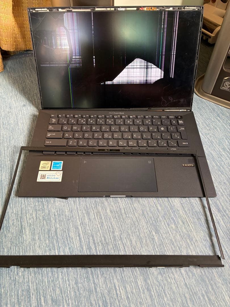 asus expertbook B9450 ジャンク　液晶割れ　ヒンジ破損