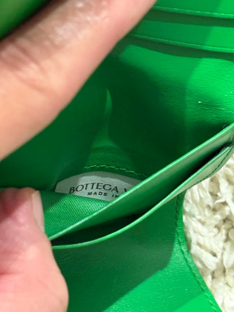 ボッテガヴェネタ　イントレチャートタイニー　3つ　折ウォレット