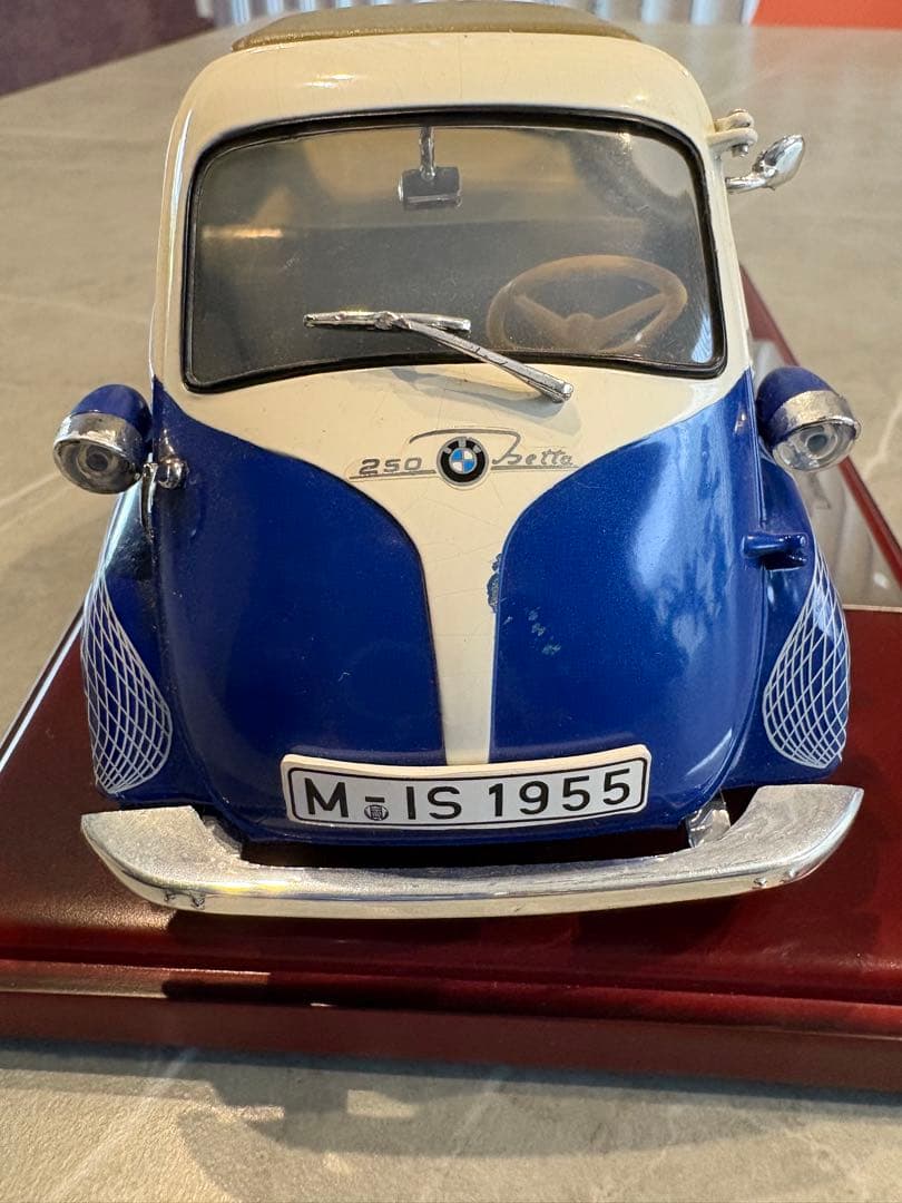 BMW Isetta 250 1955年リミテッドエディションミニカー