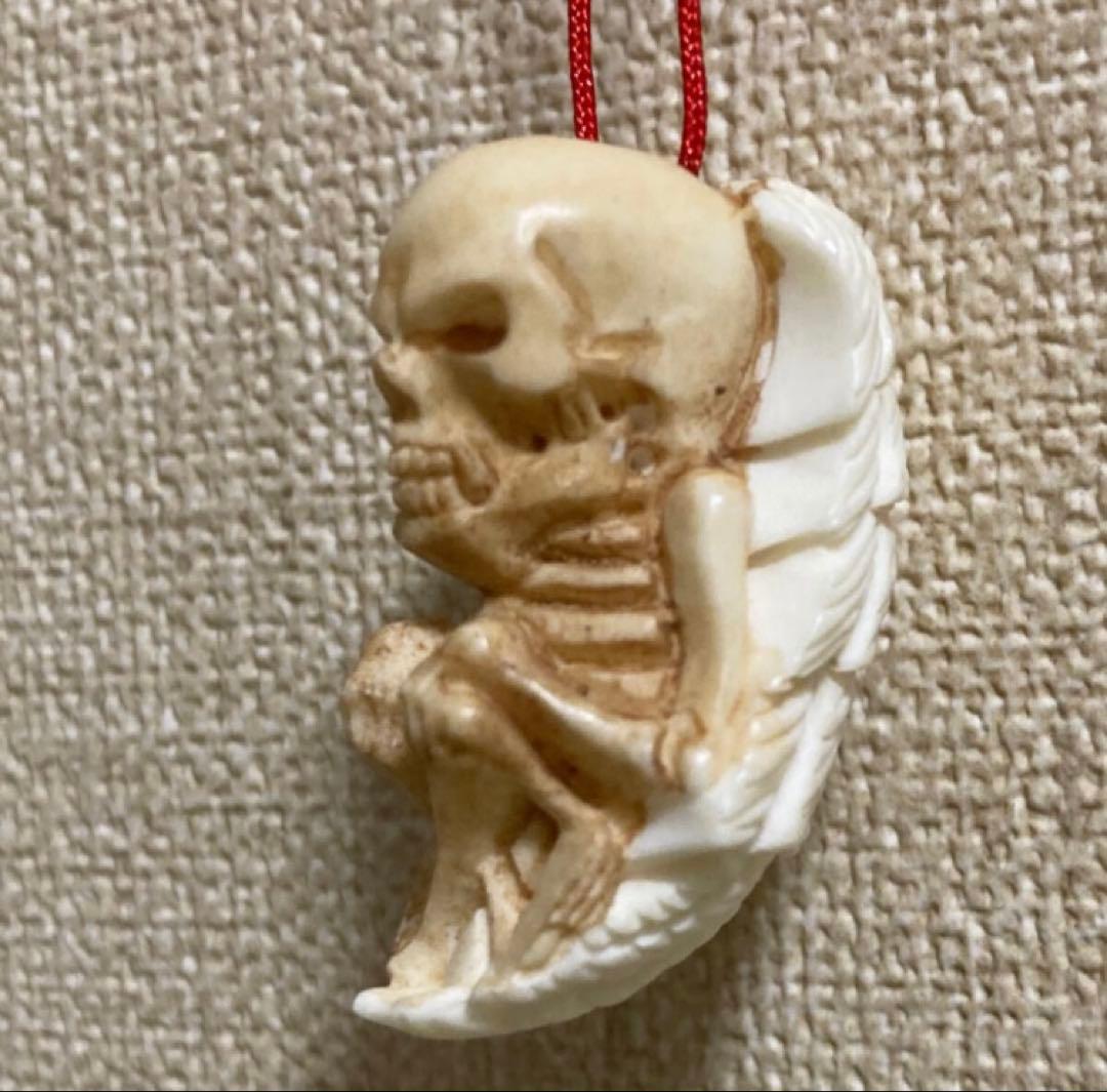 天然素材　天使&悪魔　彫刻　根付　提げ物