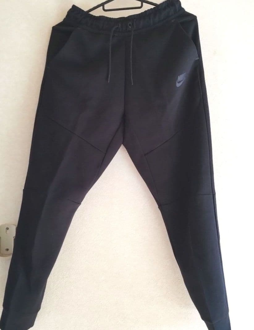 新品　NIKE テックフリース　ジョガーパンツ　160