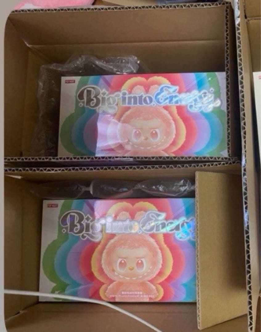 LABUBU THE MONSTERS Big into Energy アソート