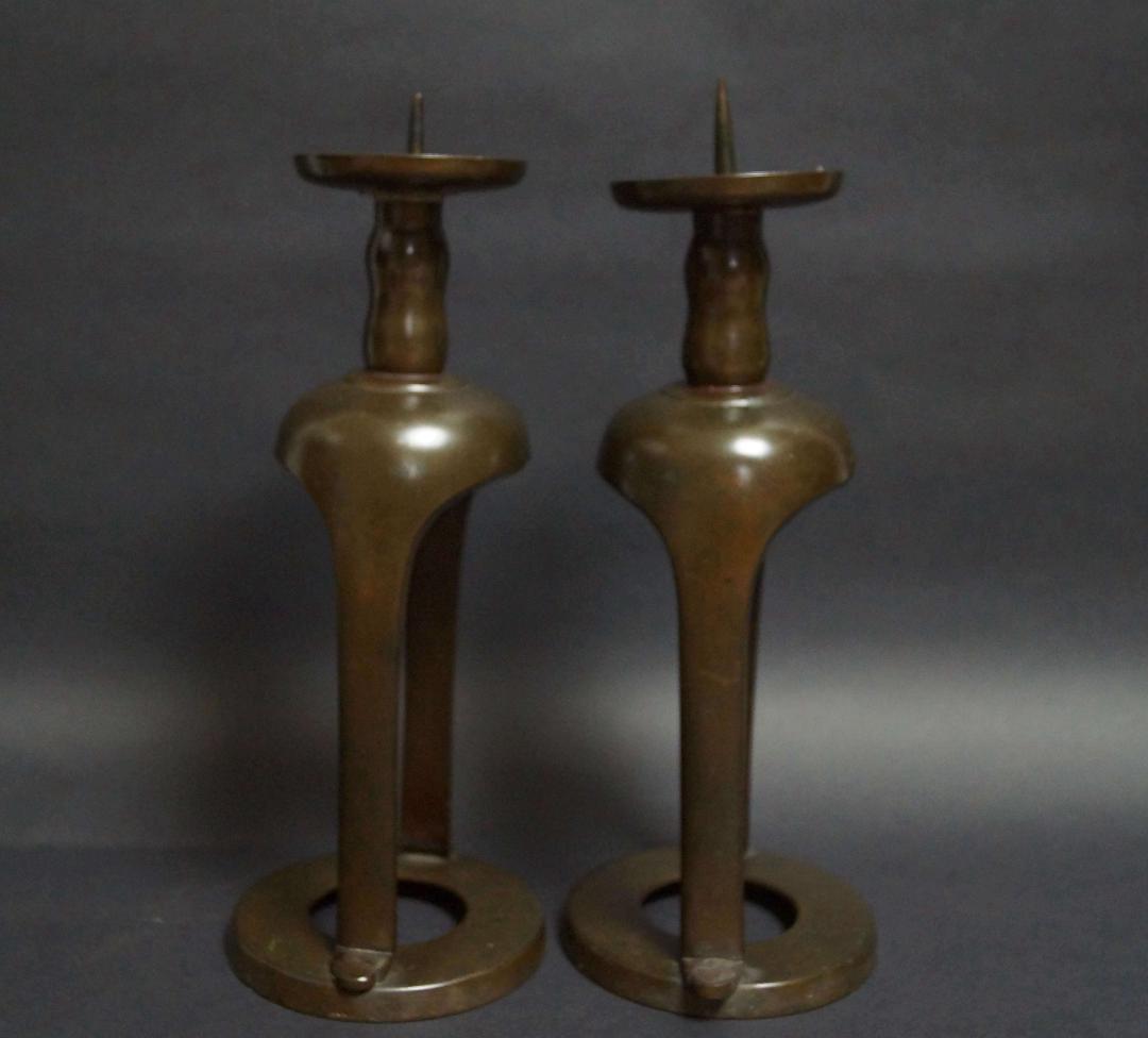 明治期 銅製唐銅燭台(一対) 共箱 仏具 行灯 蝋燭立て 和室照明 寺院