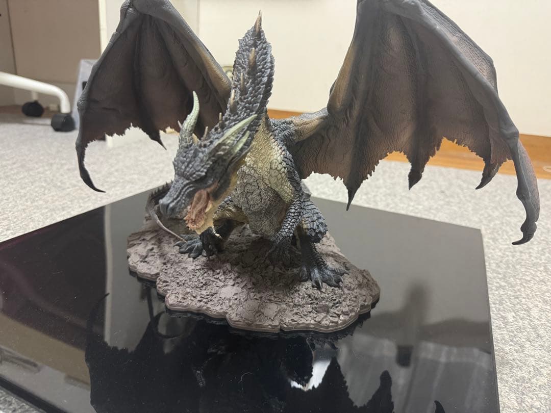 黒龍ミラボレアス　クリエイターズモデル　大山竜監修