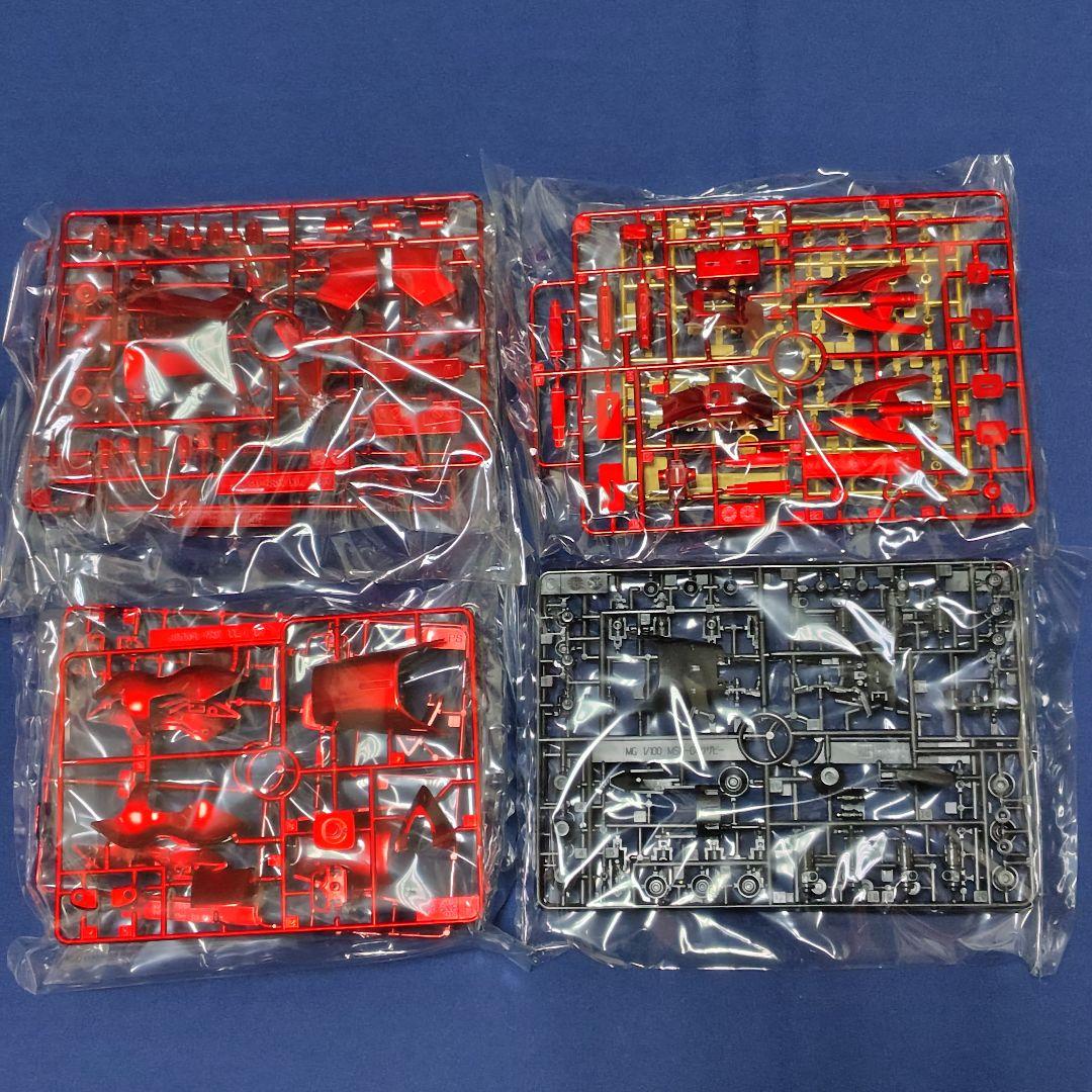 未組立品 MG 1/100 サザビー メタリックコーティングバージョン シャア