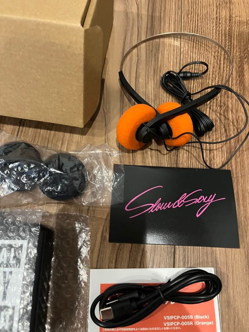 HIDE AND SEEK カセットプレイヤー　テープ　ハイドアンドシーク