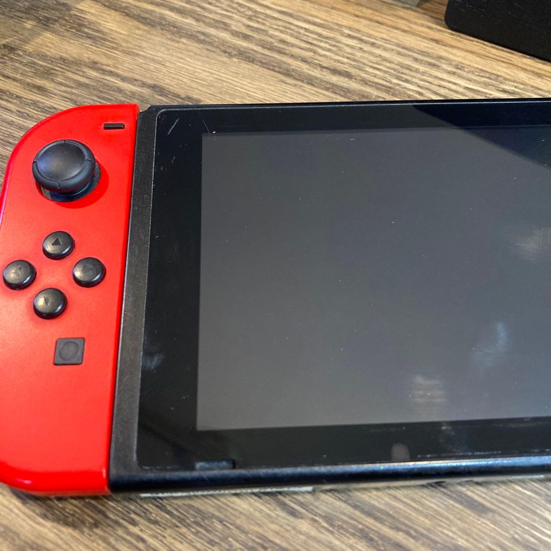 Nintendo switch 本体　マリオオデッセイモデル