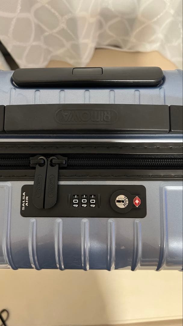 RIMOWA リモワ サルサエアー ライトブルー キャリーケース 33リットル
