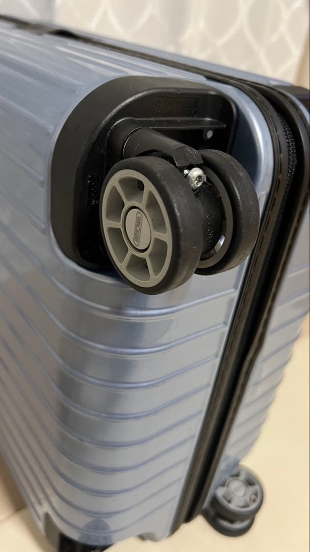 RIMOWA リモワ サルサエアー ライトブルー キャリーケース 33リットル