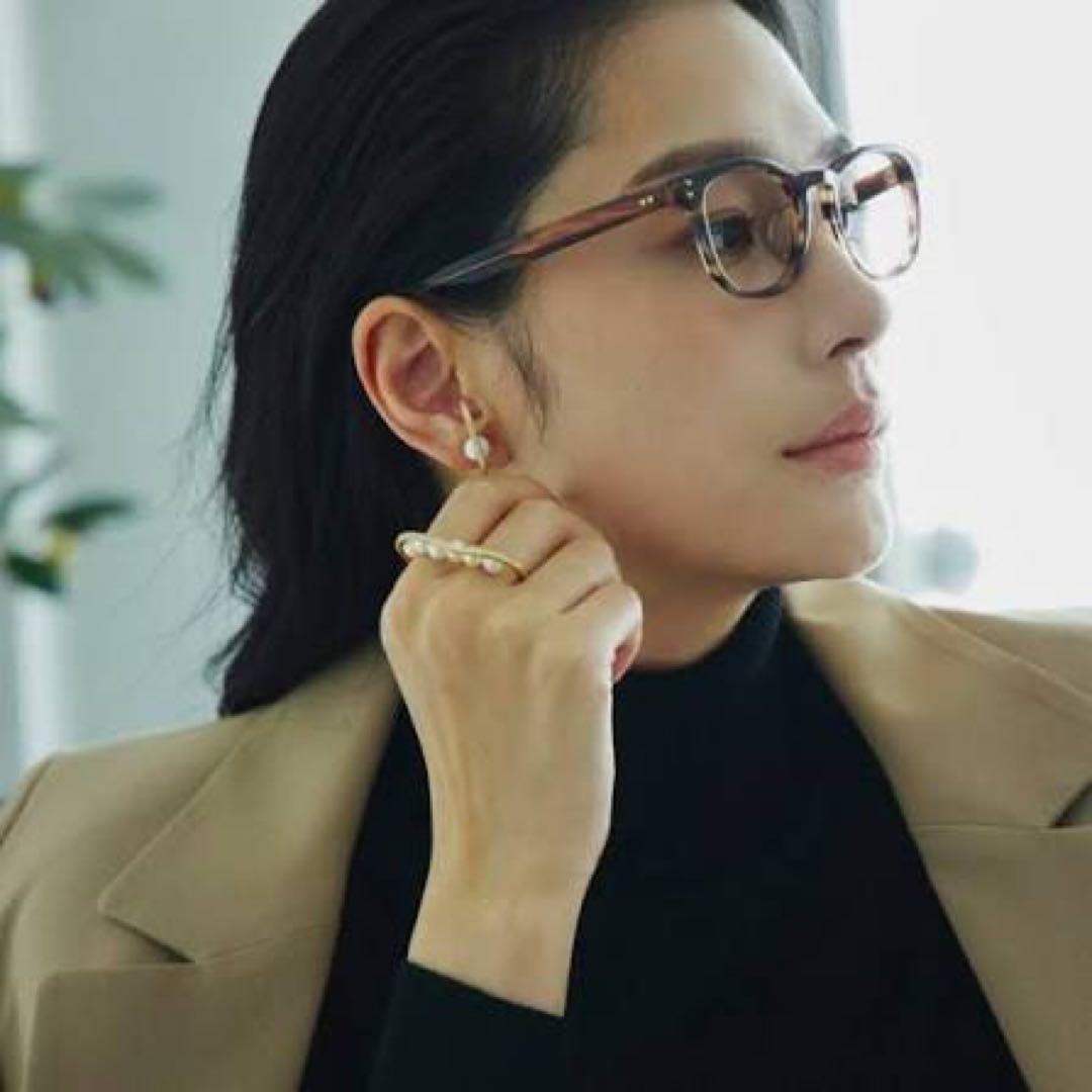 【美品】ステラハリウッド　ビジューラインパールピアス(ゴールド)