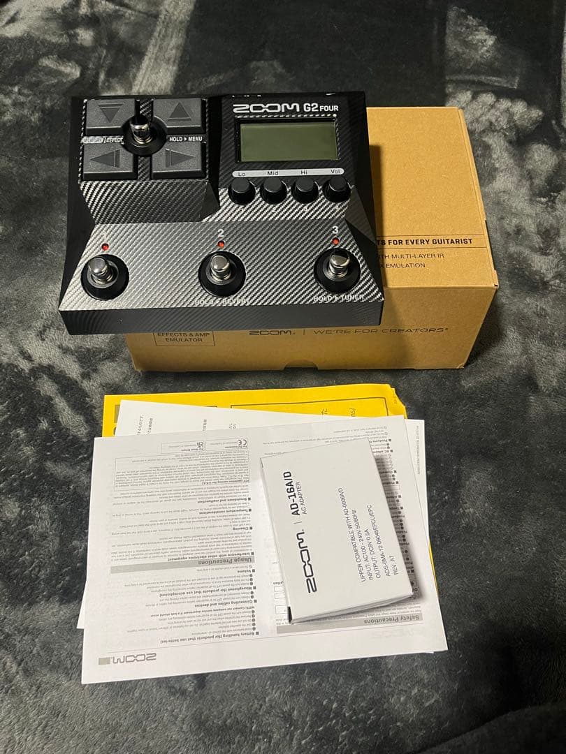 ZOOM G2 Four ズーム　マルチエフェクター　ルーパ