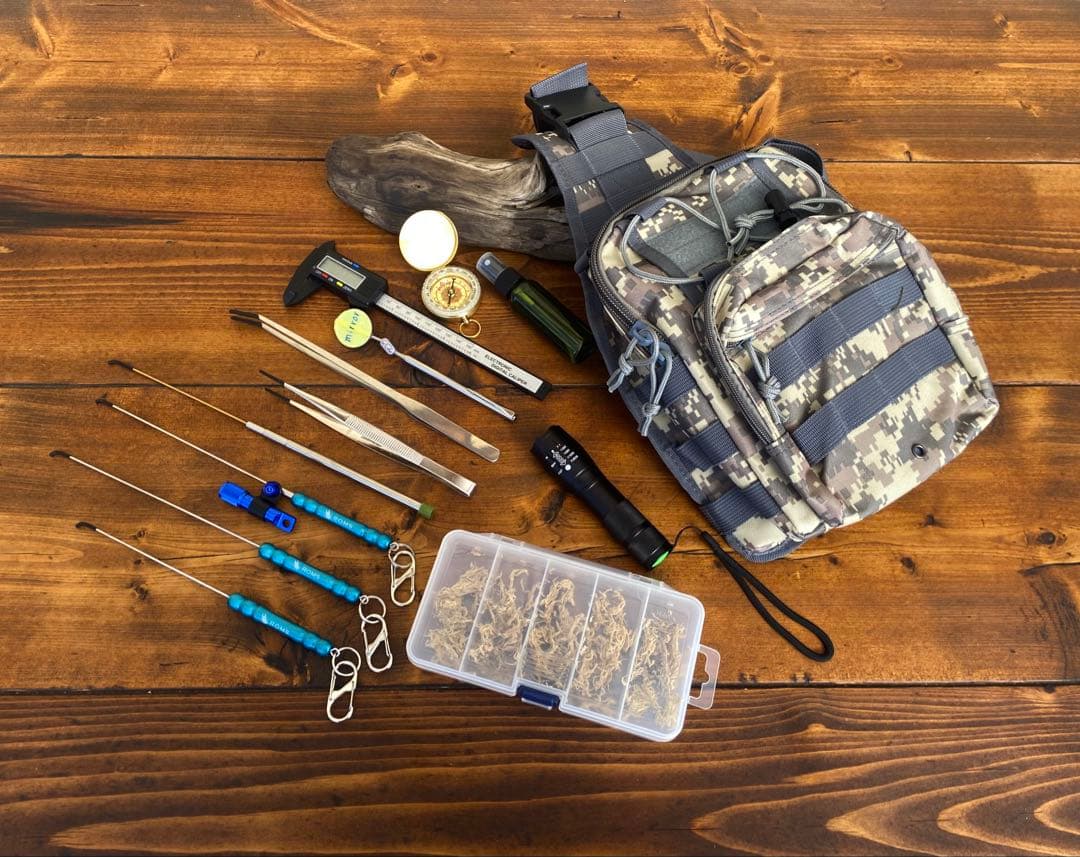 クワガタ採集セット　ブルー　オリジナル掻き出し棒　デジタルノギス　採集ケース