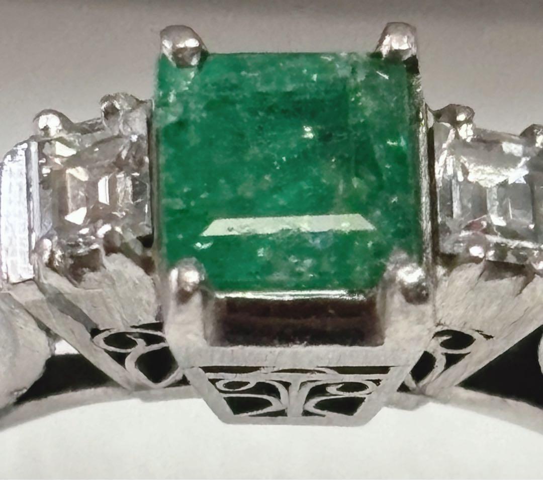 レトロ　エメラルド　ダイヤモンド　プラチナリング