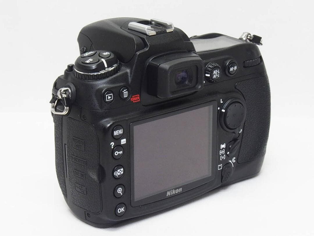 ■美品■ Nikon D300 ボディ 《 S数3033回 動作光学良好 》