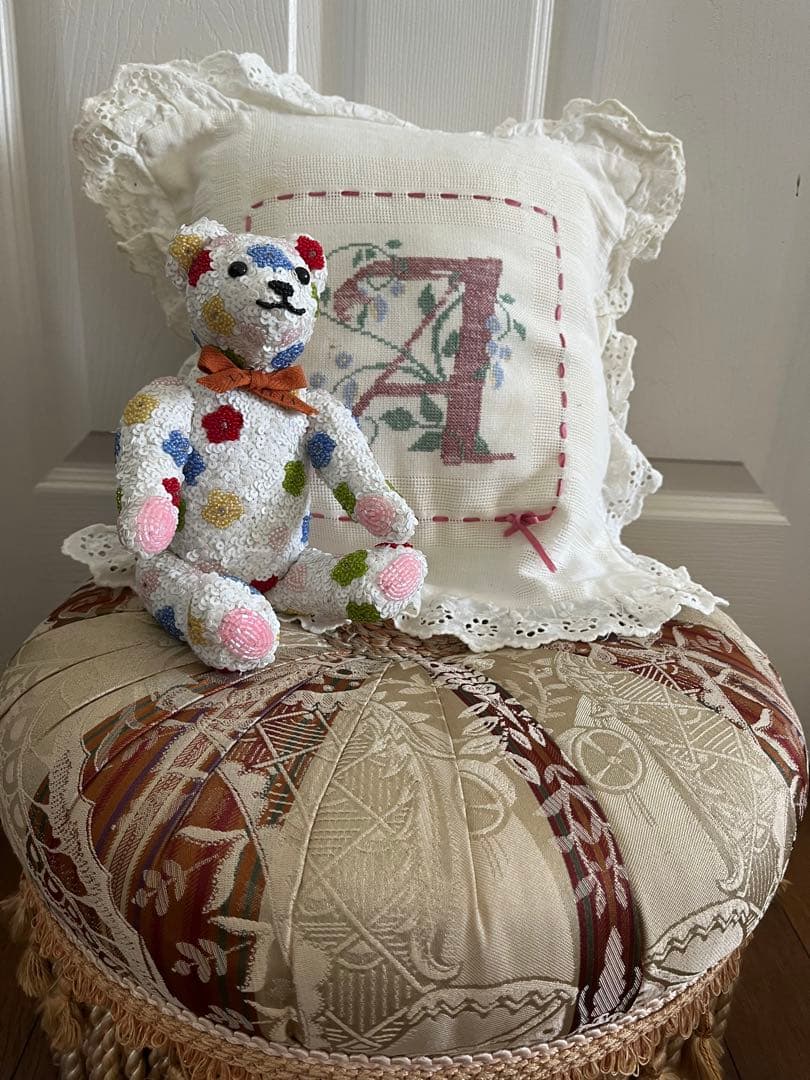 イギリスヴィンテージ　クッション