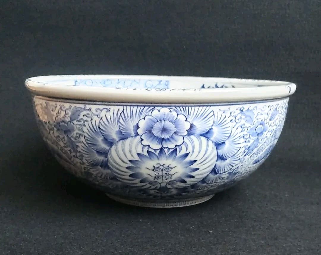 古伊万里　染付　大鉢　線描き