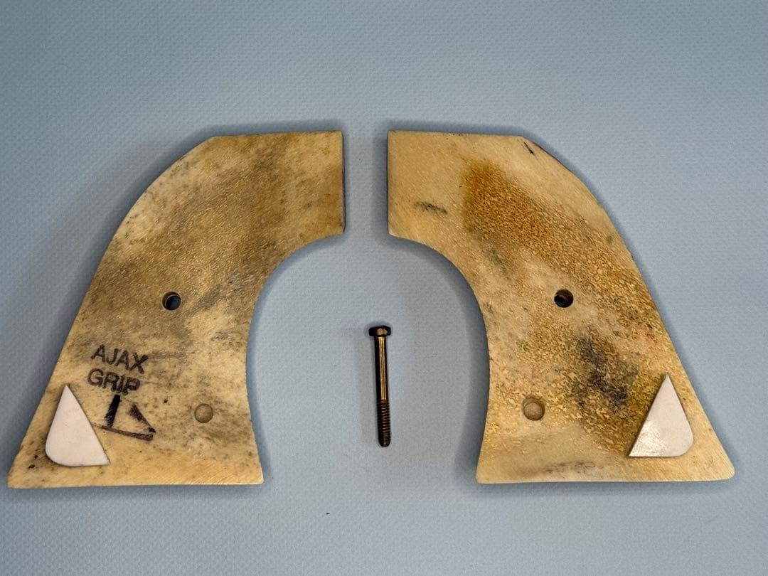 AJAX 製SAA用スタックホーン(実物)グリップ