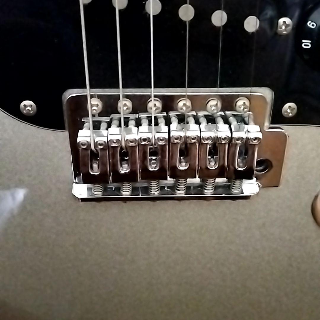 MAVIS　メイビス　イシバシ楽器　エレキギター 　シルバー