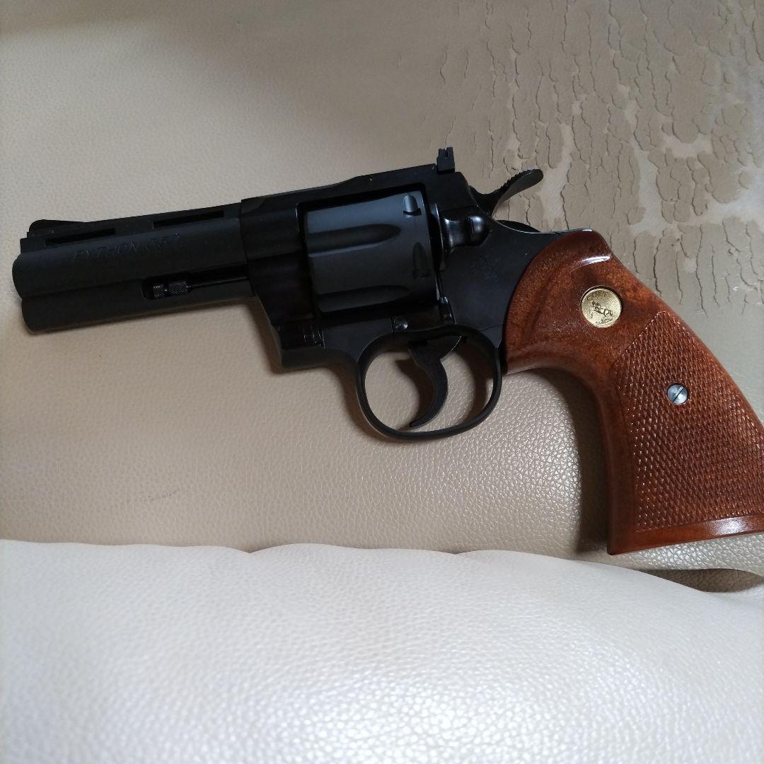タナカ コルトパイソン.357 マグナム4インチ ヘビーウェイトモデルガン