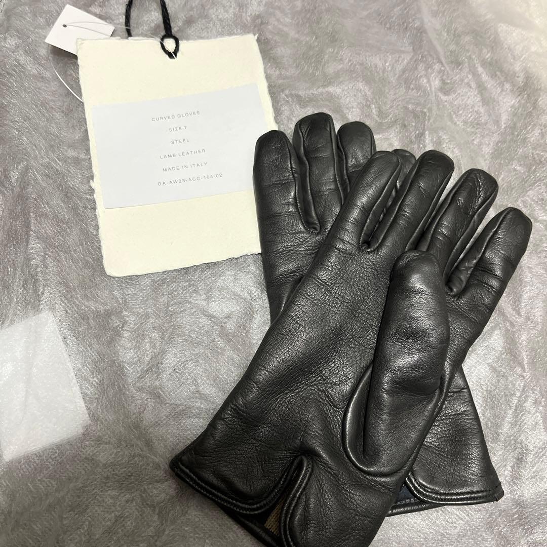 小物 OmarAfridiCURVEDGLOVES \"STEEL\"