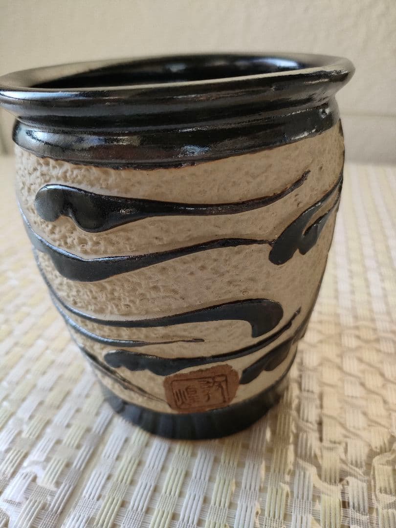 ●中国 陶器 壺 敦煌 天女 飛天 文様 工芸品 骨董 美術品アンティーク ツボ