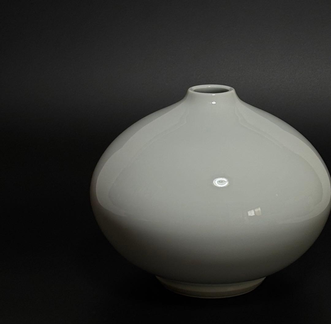 白磁　壷　井上萬二　共箱　　人間国宝