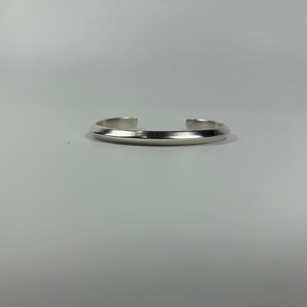 カレンシルバーバングル 角 Karen Silver Bangle