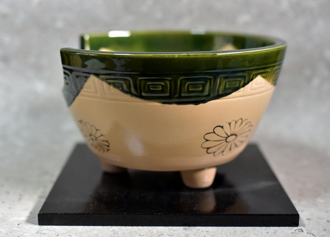 野々田風炉型紅鉢織部焼　電熱器　ヒータ－　お茶道具／共箱